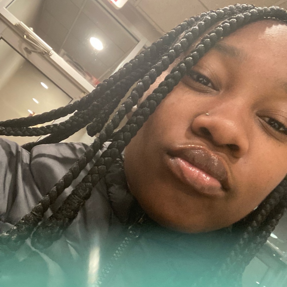 Meet your Posher, Johneisha